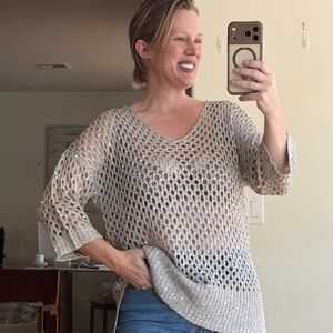 Joseph Ribkoff Metallic Sequin Knit Top Size Medium Fishnet Shirt Gray Stone Hvy